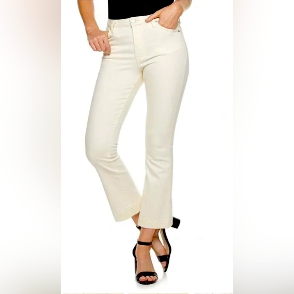 NWT Nine West high rise kick flares in ivory.  Size 2